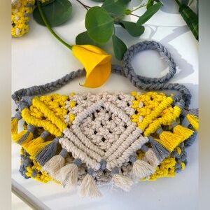 Macrame purse